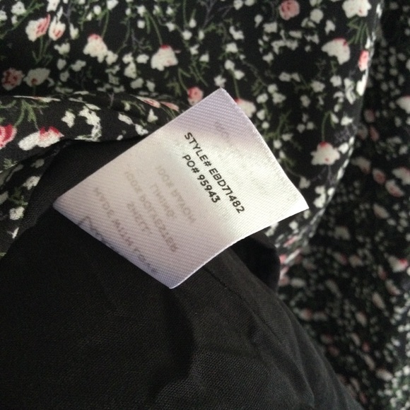 LULU’S NWT Maxi Floral Print V-Neck Dress Black Size Small - Picture 14 of 14